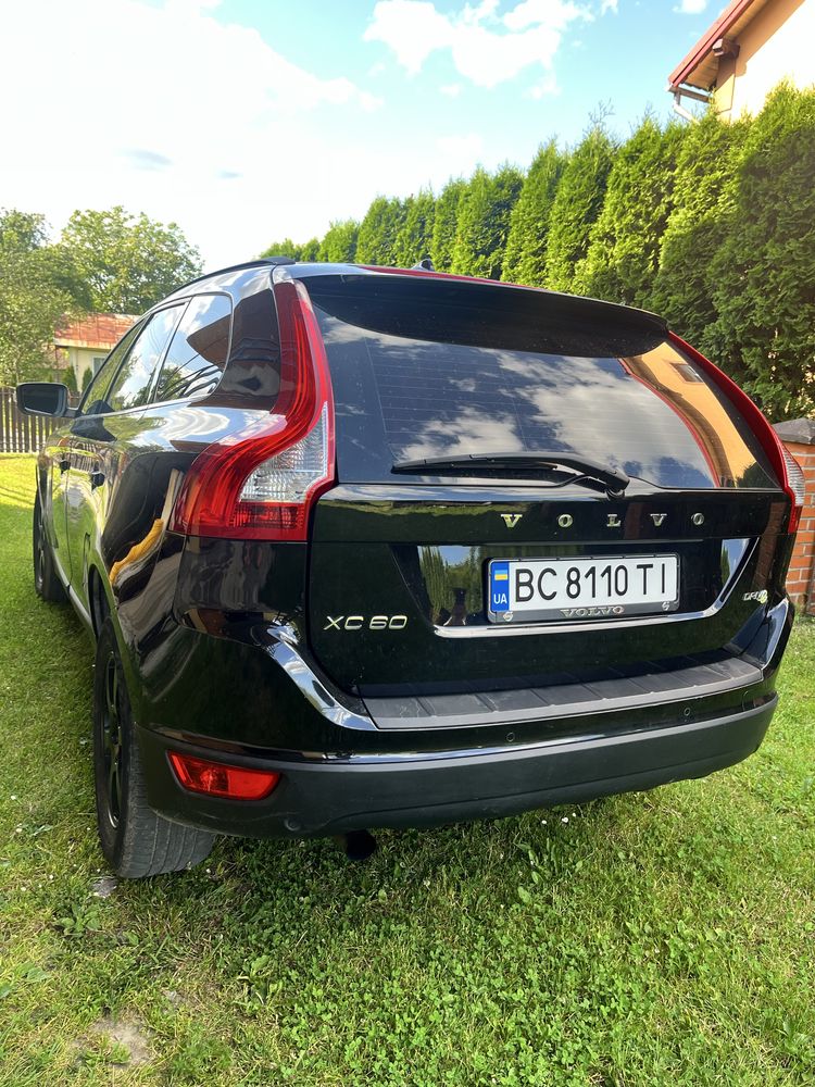 Продам авто Volvo XC60