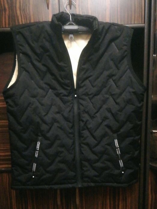 Жилетка муж., р. 50