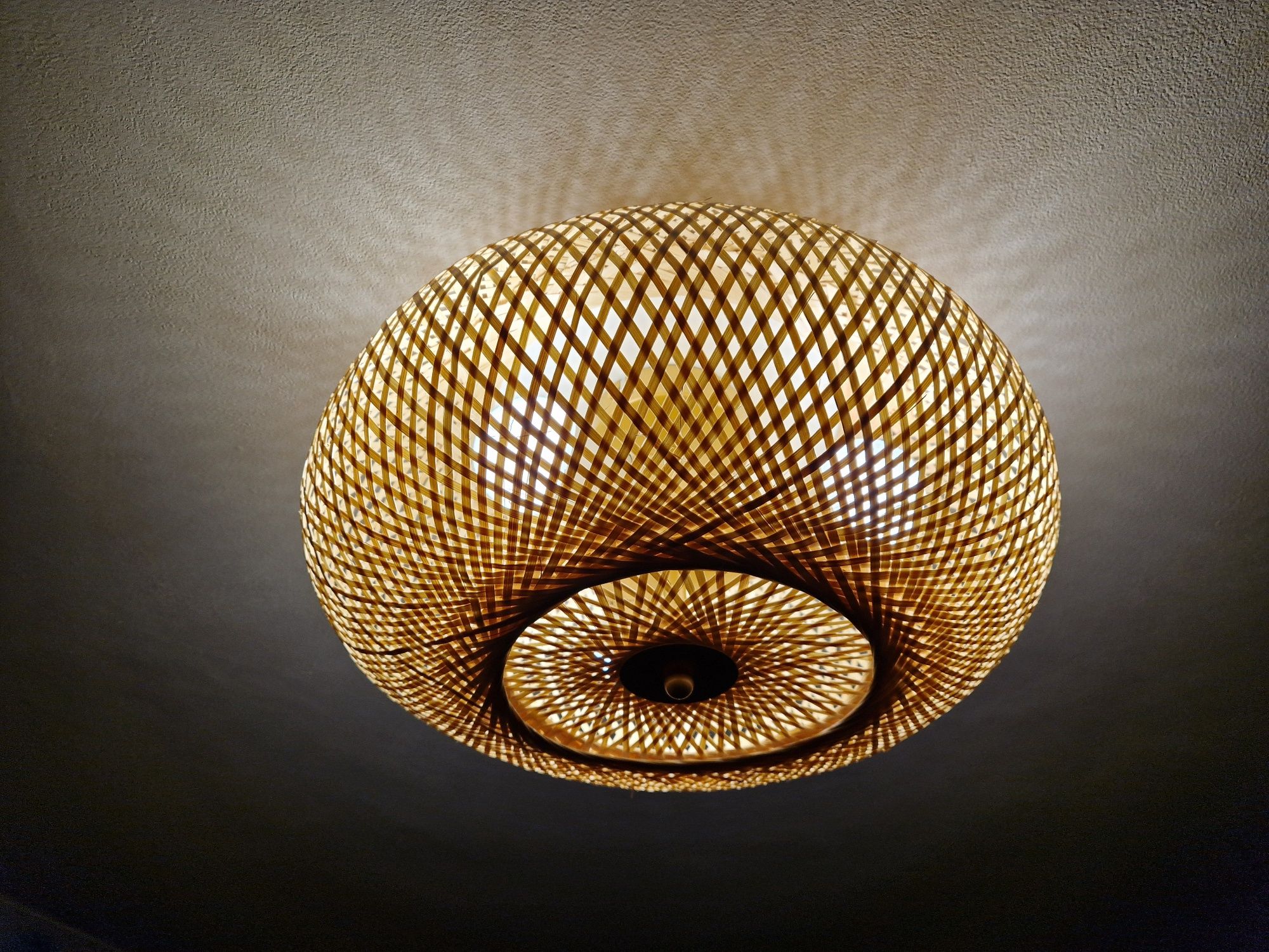 Żyrandol lampa bauro nowy żarówki