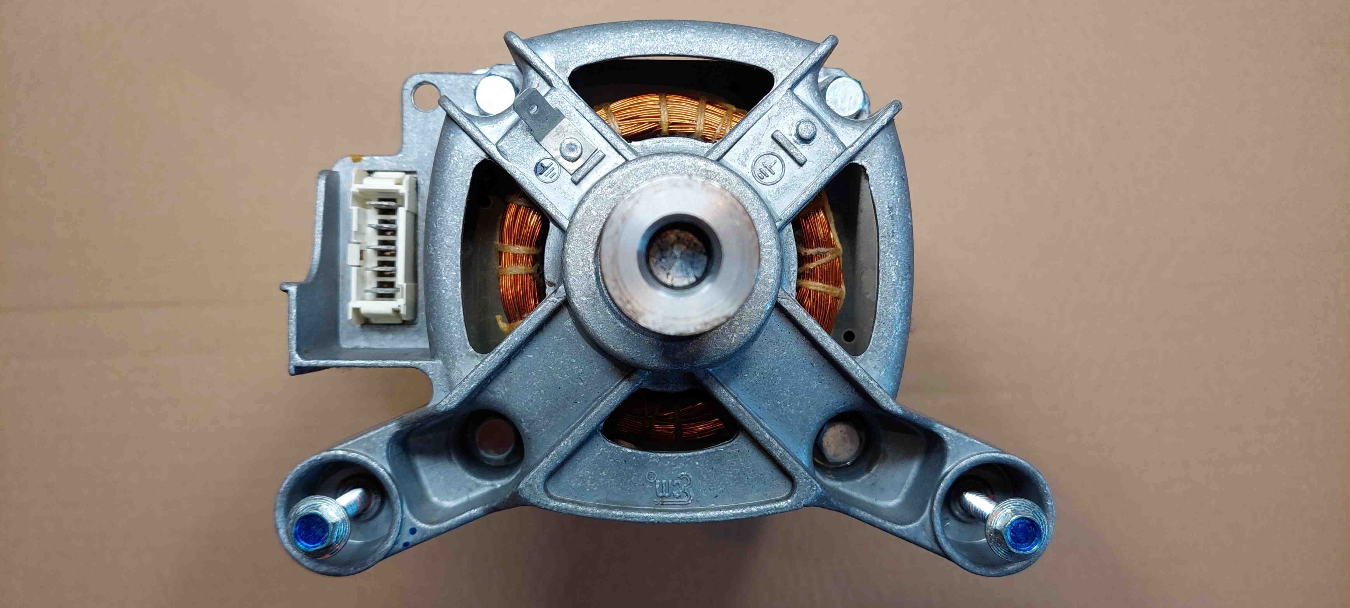 Silnik pralki Elecrolux EWT136540W 1300obr/min