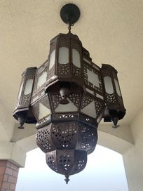 Lampa w stylu orientlanym