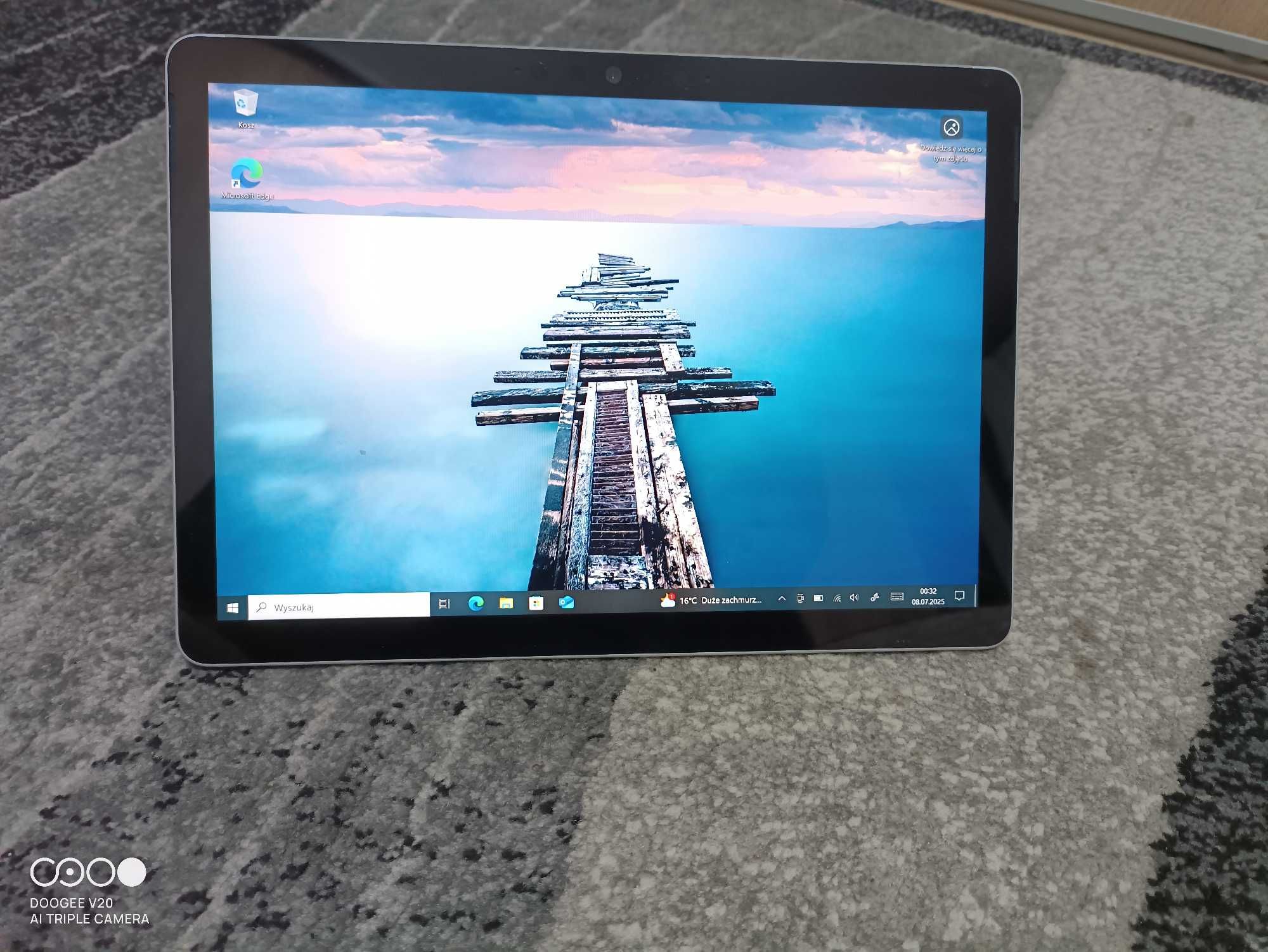 tablet microsoft surface 100% sprawny i bardzo zadbany polecam