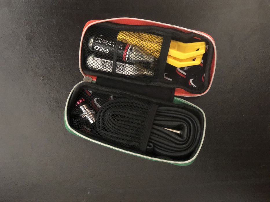 Estojo e Peças para bicicletas de triatlo