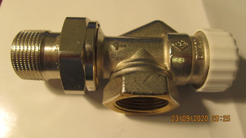 Zawór termostatyczny osiowy IMI Heimeier Calypso Exact DN20 3/4