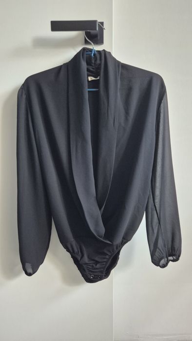 Czarna bluzka body