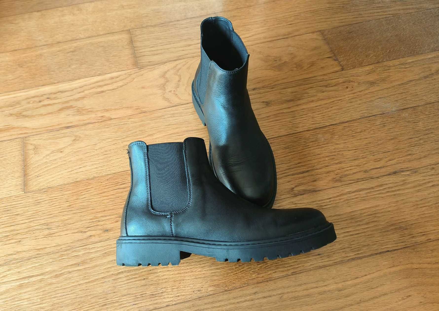 Botas modelo Chelsea novas