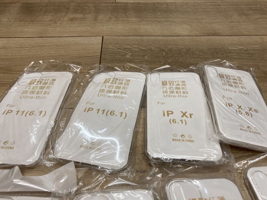 Чехол прозрачный на iPhone