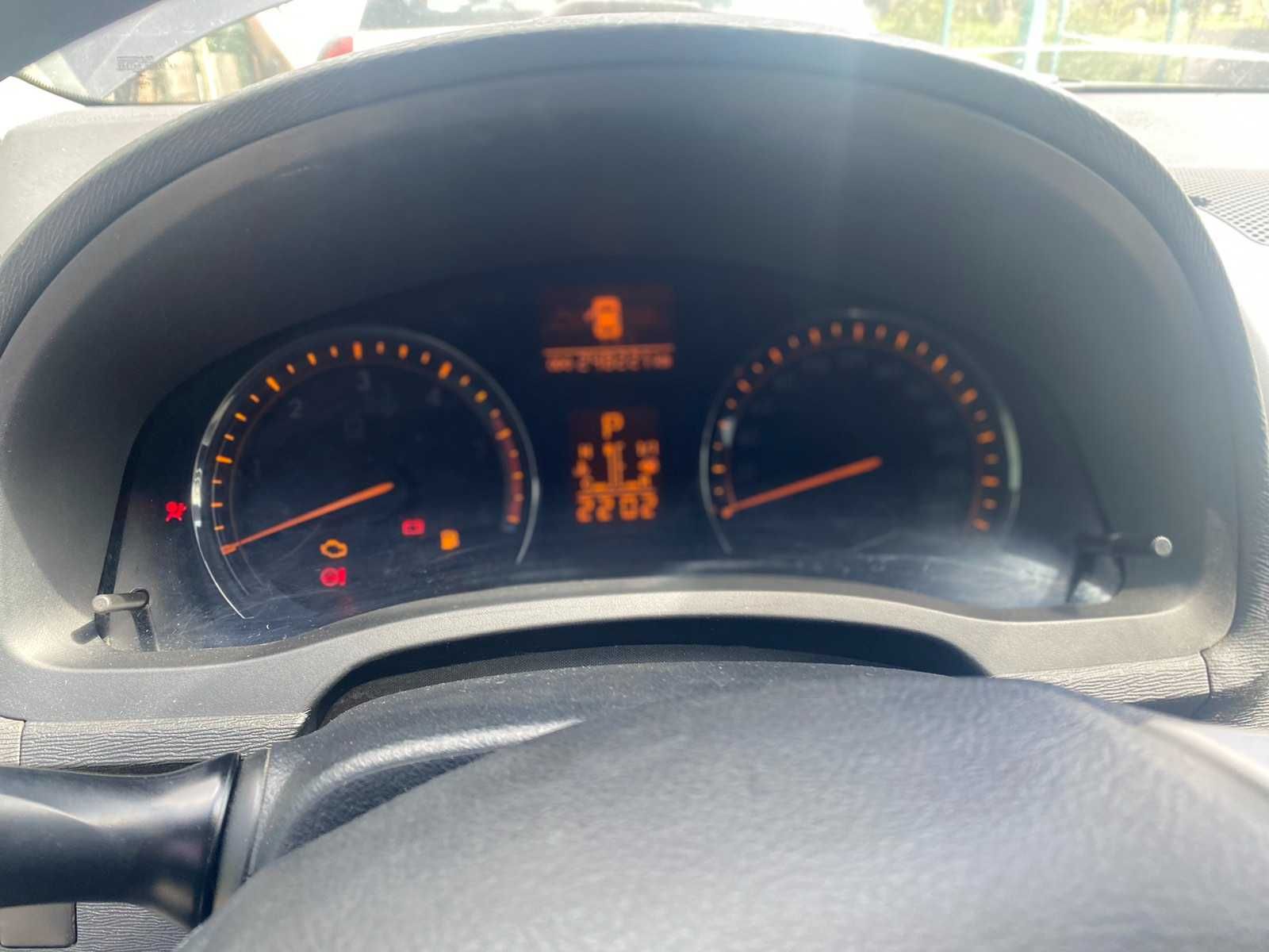 Toyot Avensis d4d автомат 2011