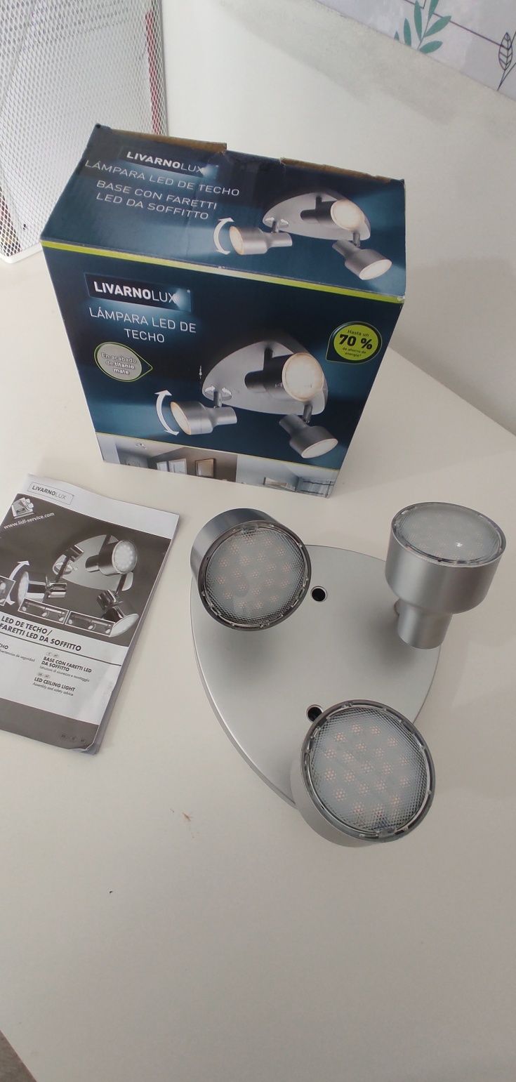 Candeeiro de teto led multifocal