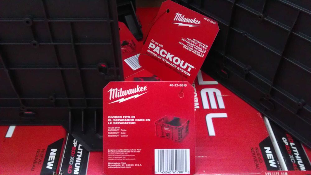 Перегородка Milwaukee PACKOUT™ 48-22-8040 для ящика 48-22-8440