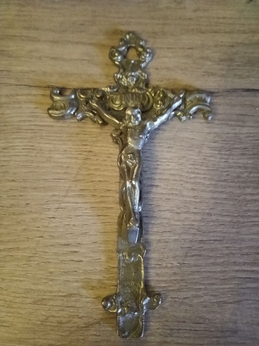 Krzyż krucyfiks mosiadz