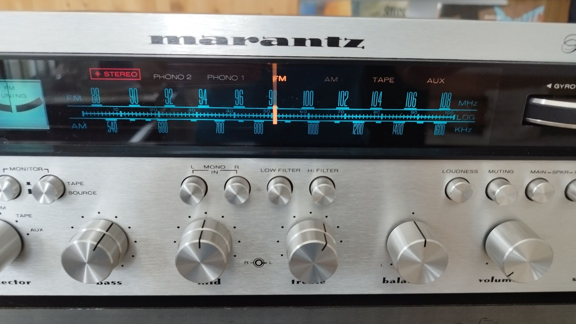 Amplituner Marantz 2270
