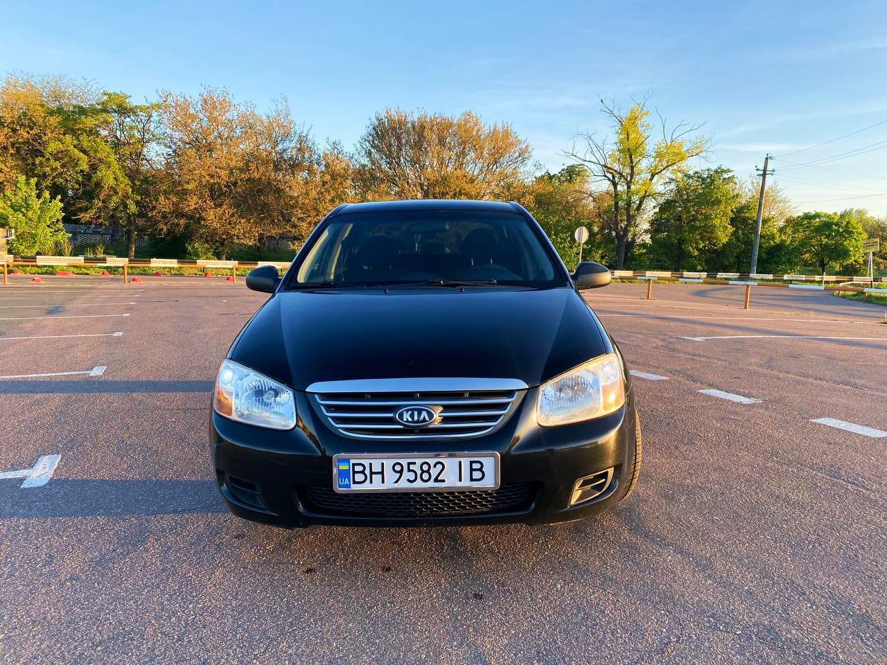 Машина Kia cerato LX 2008