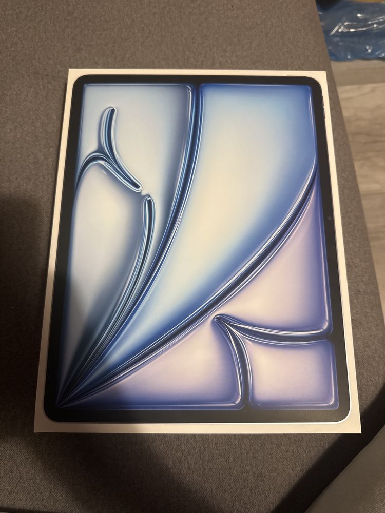 Tablet APPLE iPad Air (2024) 13 M2 1TB Wi-Fi Niebieski MV2Q3HC/A nowy