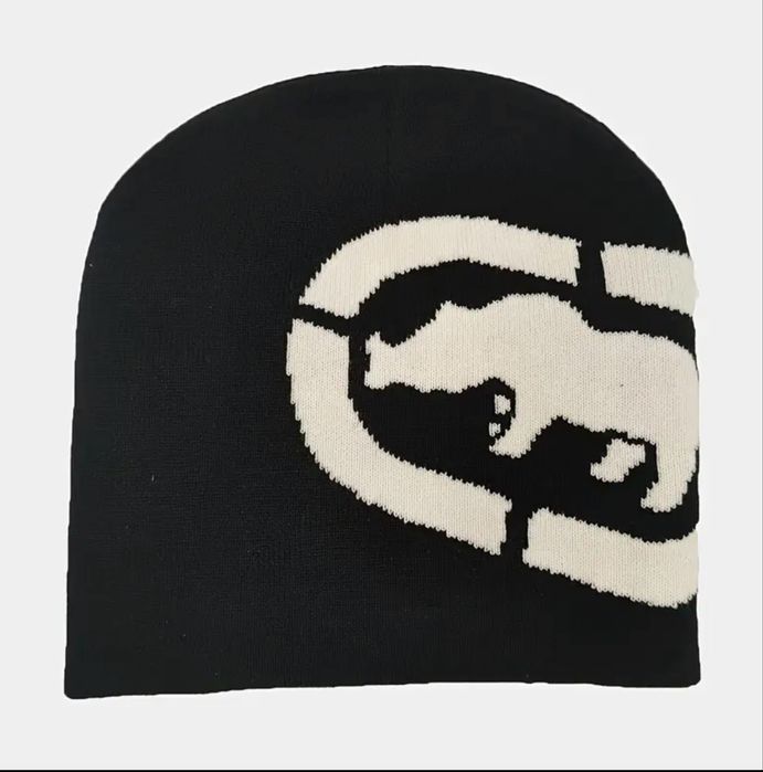 Шапка Ecko Unltd в новом состоянии