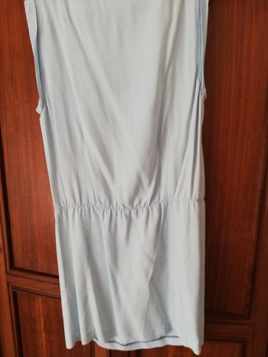 Vestido Zara azul claro em lyocell
