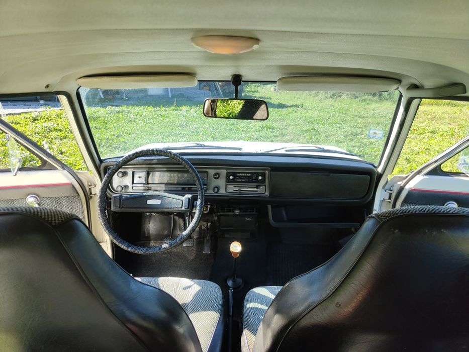 Datsun 1200,1974