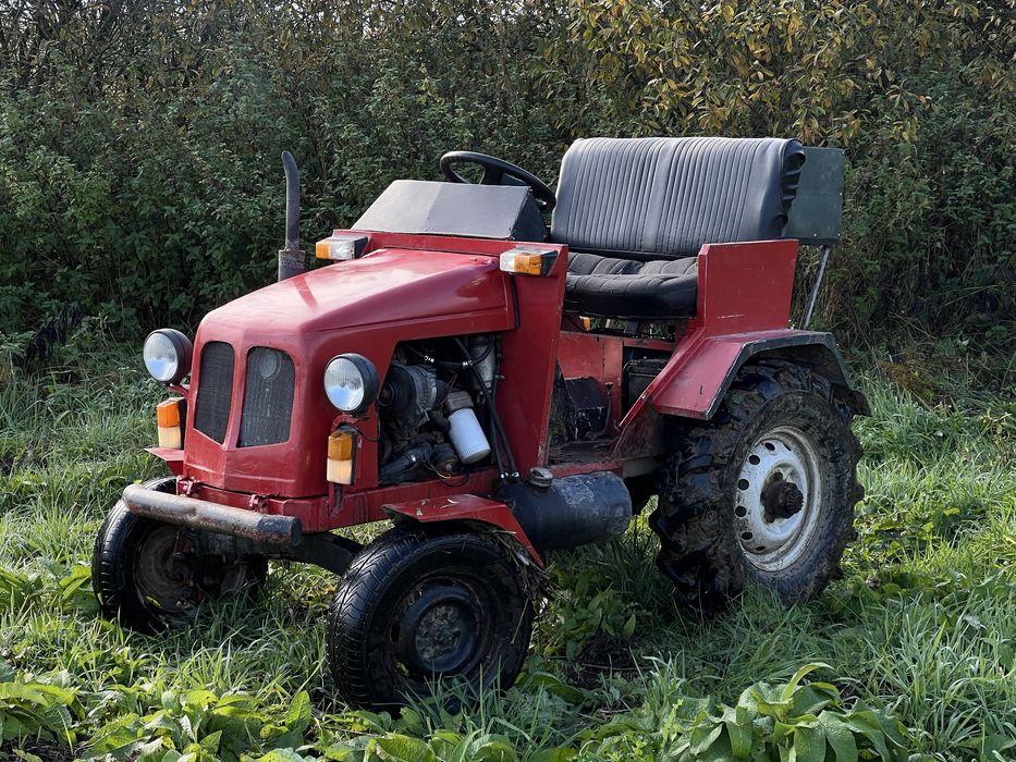 Продам хороший , потужний  економний трактор