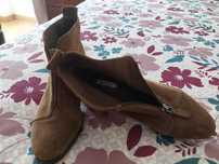 Botas de camurça Bimba & Lola novas