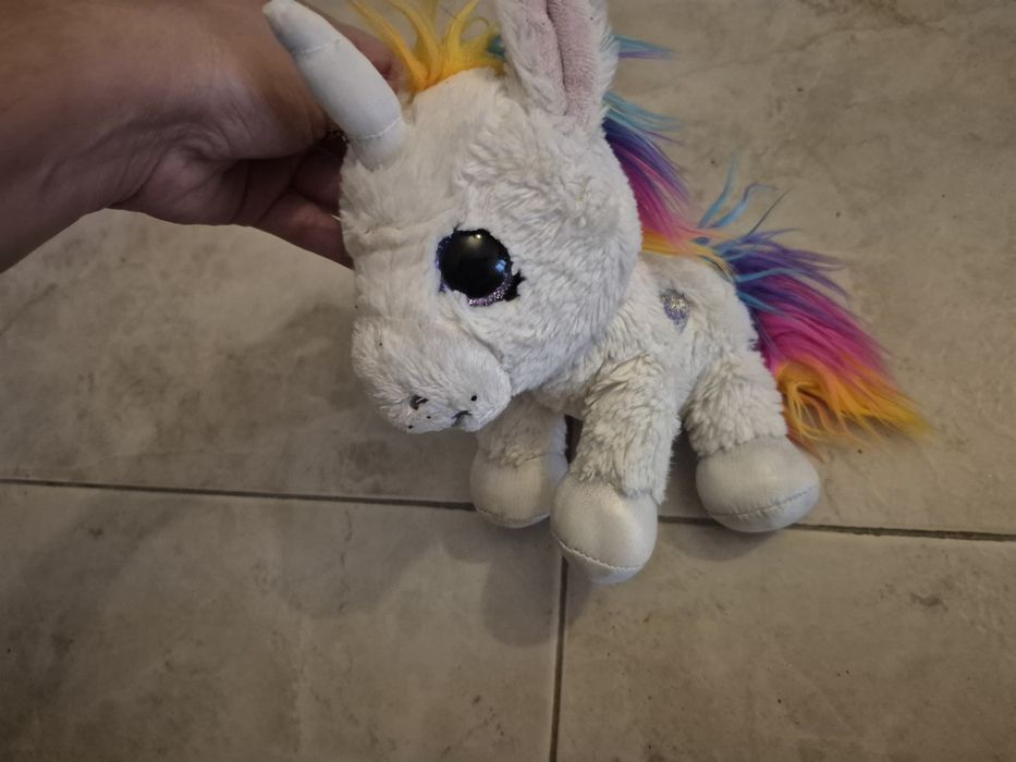 Peluche unicórnio