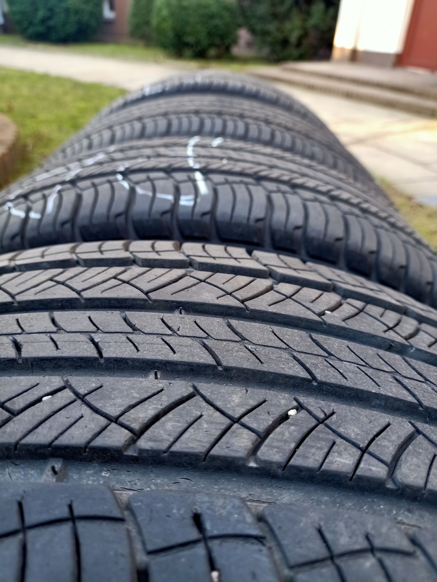 Komplet 235/60/16r letnie Opony MICHELIN