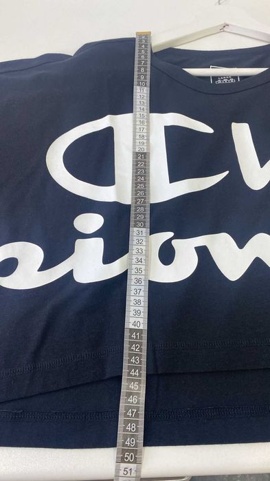 Camiseta Cropped Feminina Champion Preto Branco L