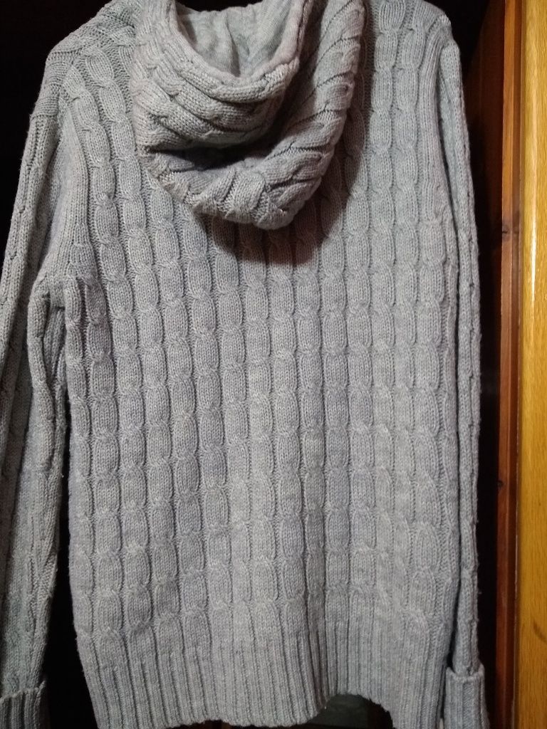 Pulower męski S syg.VOI jeansCo z kapturm welna