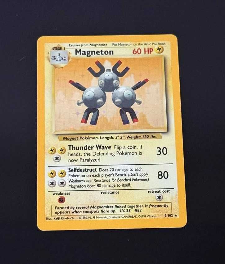 Magneton Holo 9/102 Raro Base Set Carta Original Pokémon TCG - ENG