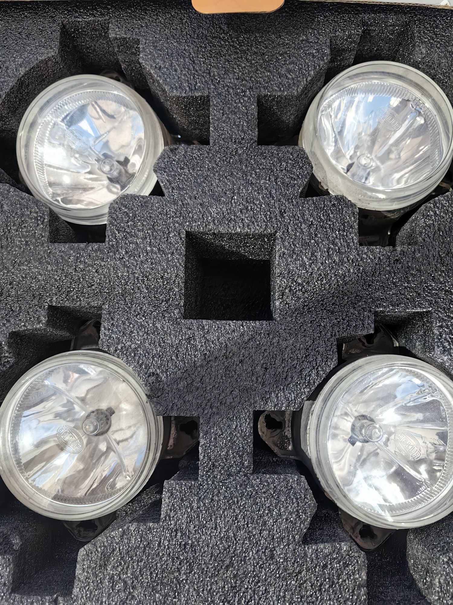Lampy robocze hella Massey ferguson oryginał kompletł