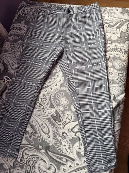 Spodnie męskie w kratę