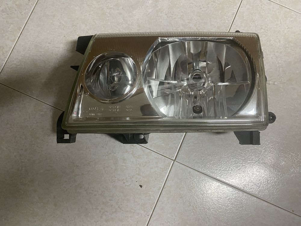 Peças Nissan Terrano/ Ford Maverick ( pisca, farol , farolins , jante)