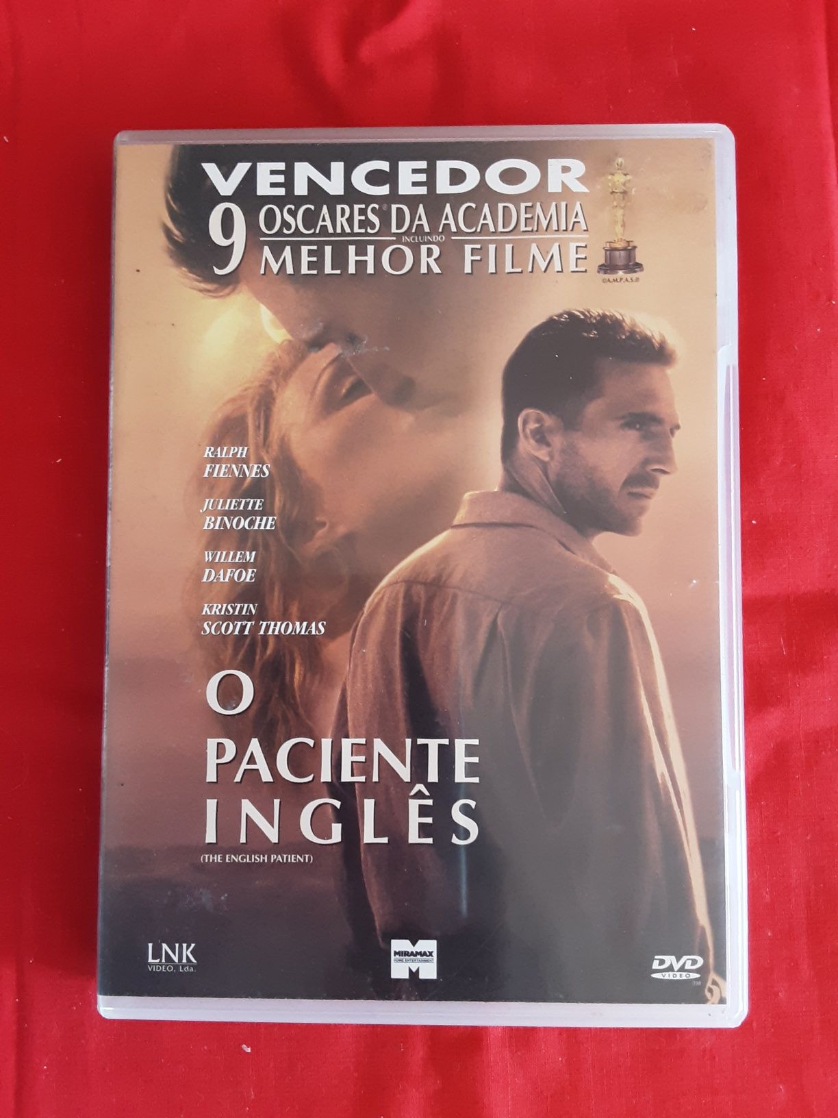 Vendo vários filmes em dvd