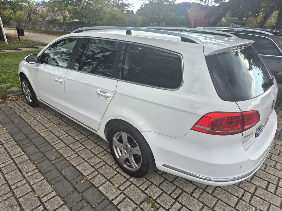 Passat Highline 2.0 Diesel 2013 Manual uszkodozony silnik CFFB