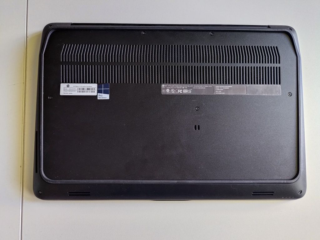 Потужний HP nVidia 4gb/ i7-6820hq/16gb ram/256gb ssd/ FullHdlD 15.6'.