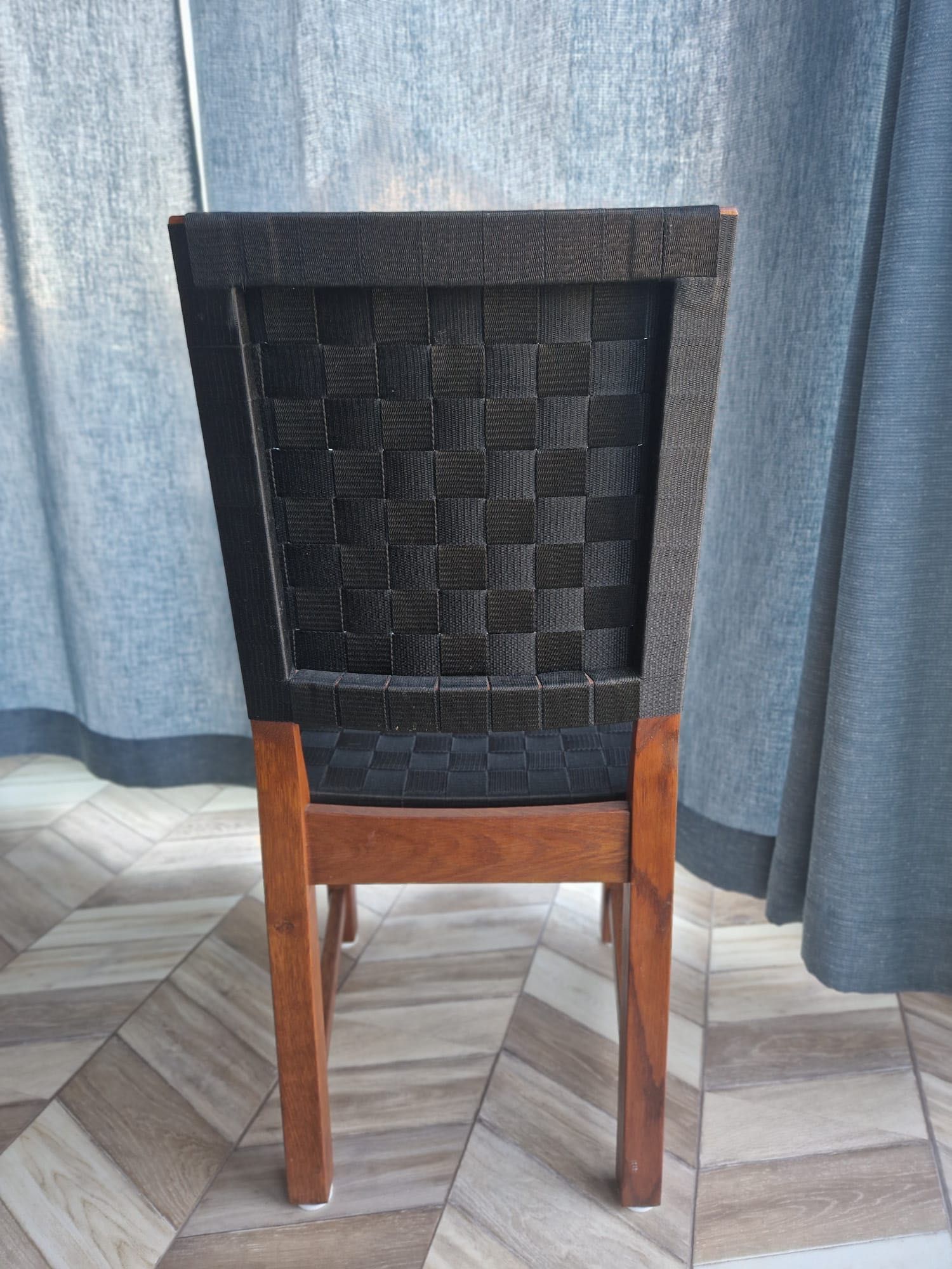 Krzesła drewniane 3 sztuki