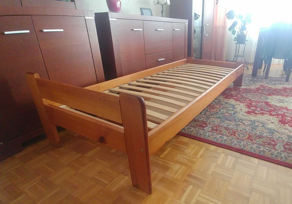 Łóżko Sosnowe 200x80 ze Skrzynią na Pościel