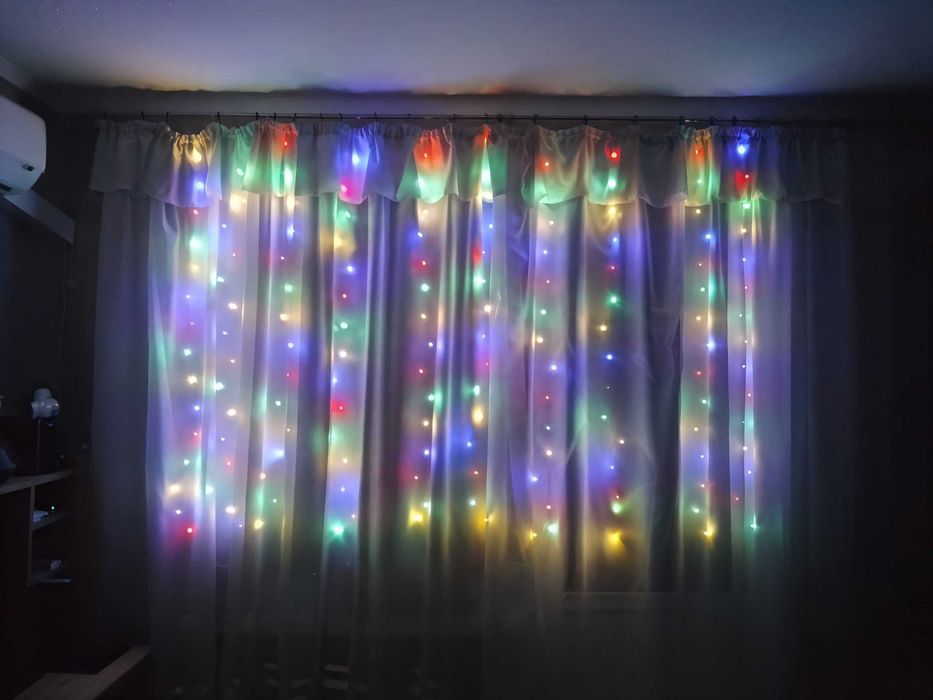 Гірлянда штора 2x1.5 метри, 150LED, "краплі" від USB, кольори в ассорт