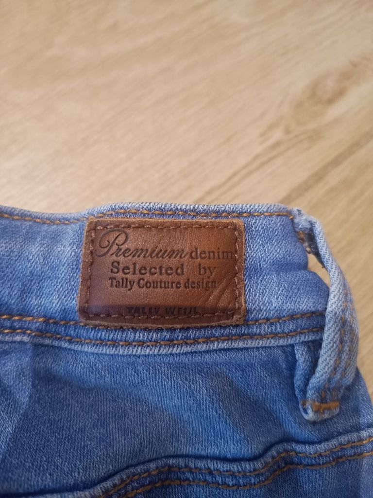 Spodnie Jeansy Premium denim. TALLY WEiJL w rozmiarze 32 xxs