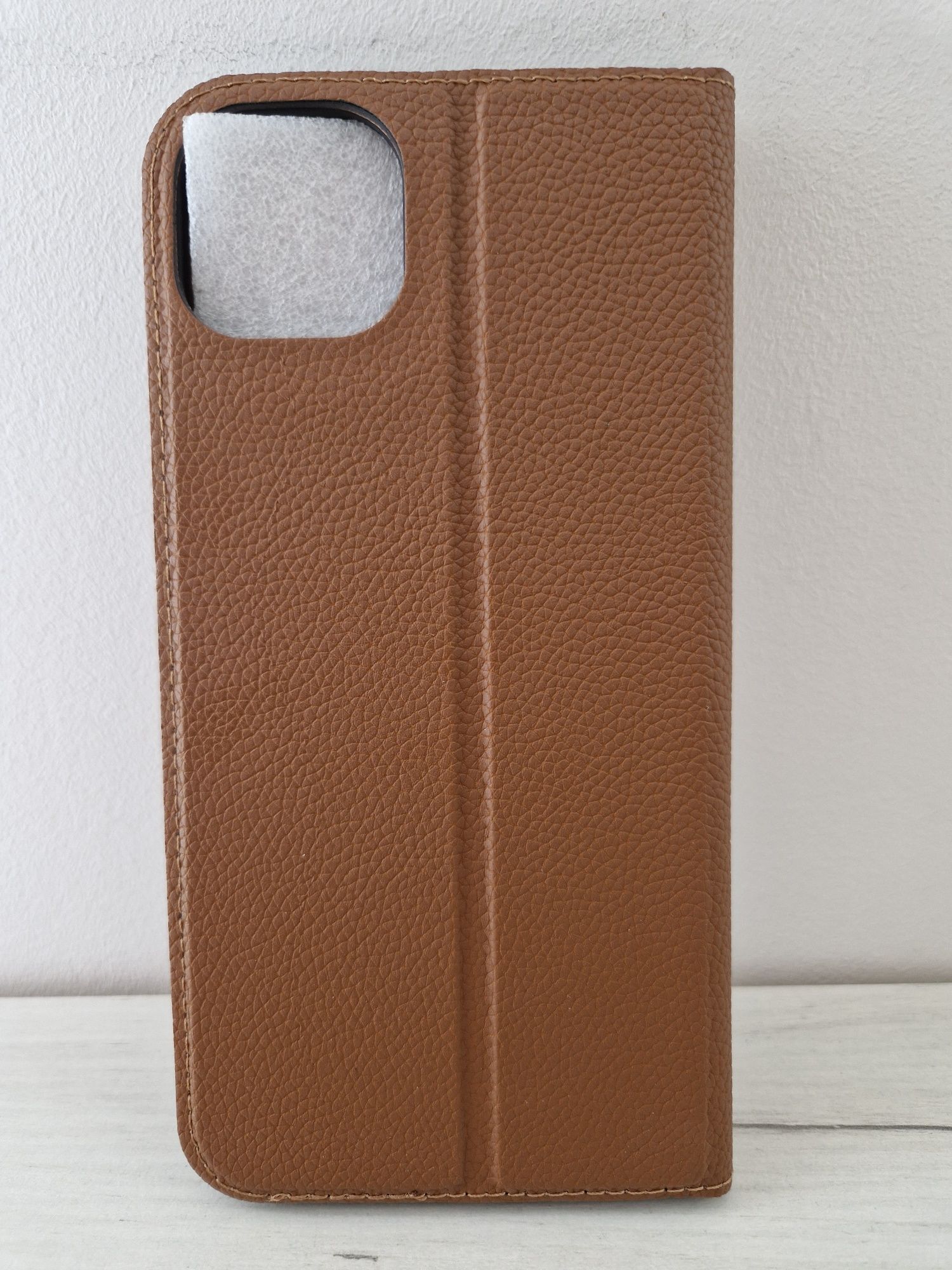 Etui Protection X2 do Iphone 14 Pro brązowe