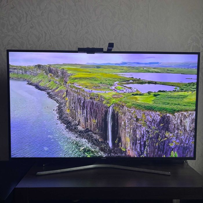 Телевизор Samsung UE55KU6092UXXH 139,7 см (55") 4K Smart TV Wi-Fi