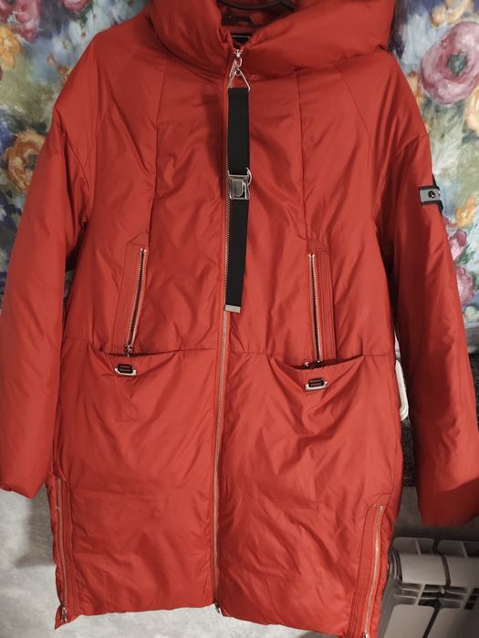 Продам зимову куртку