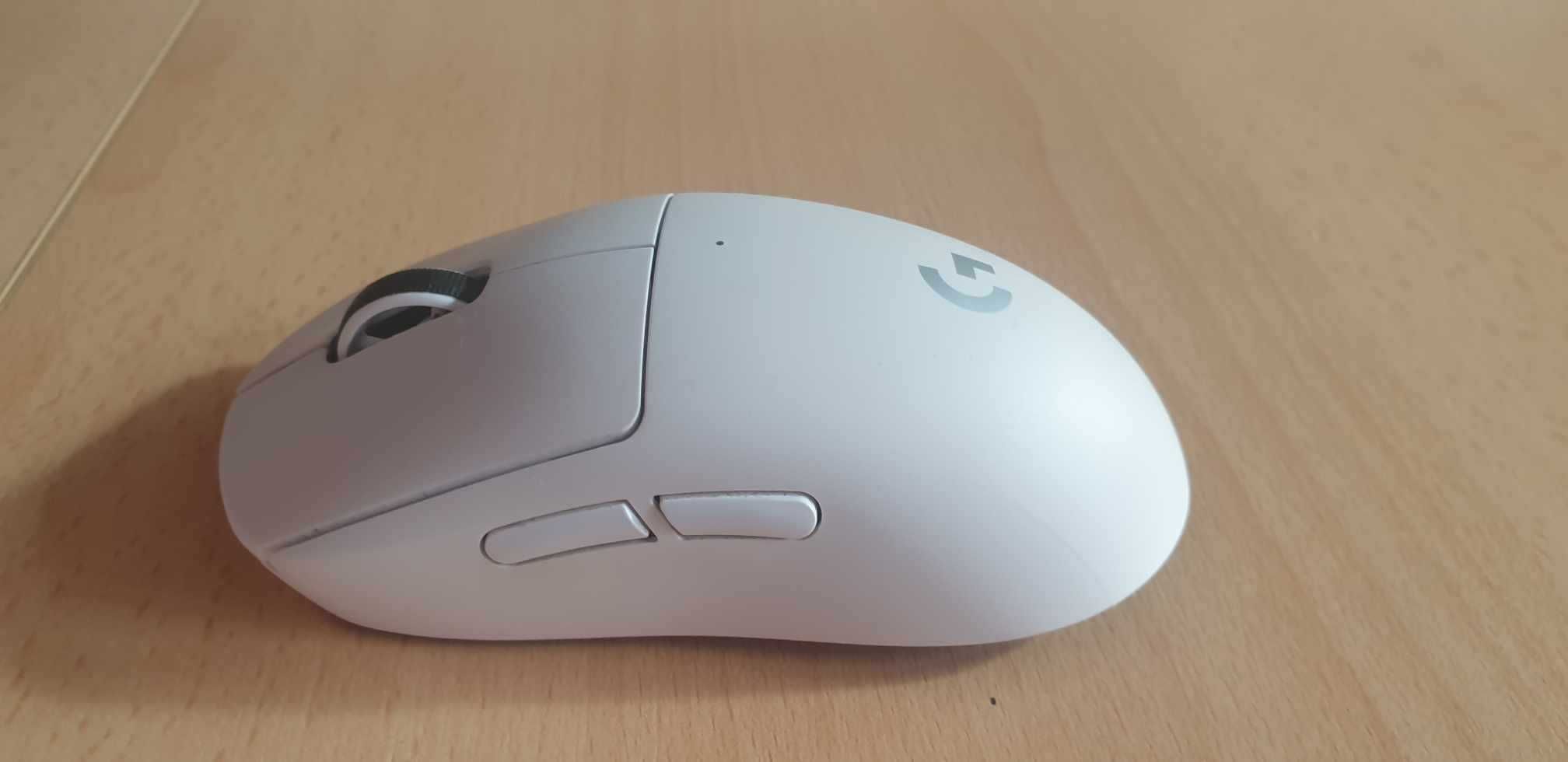 Mysz LOGITECH G Pro X Superlight Biały