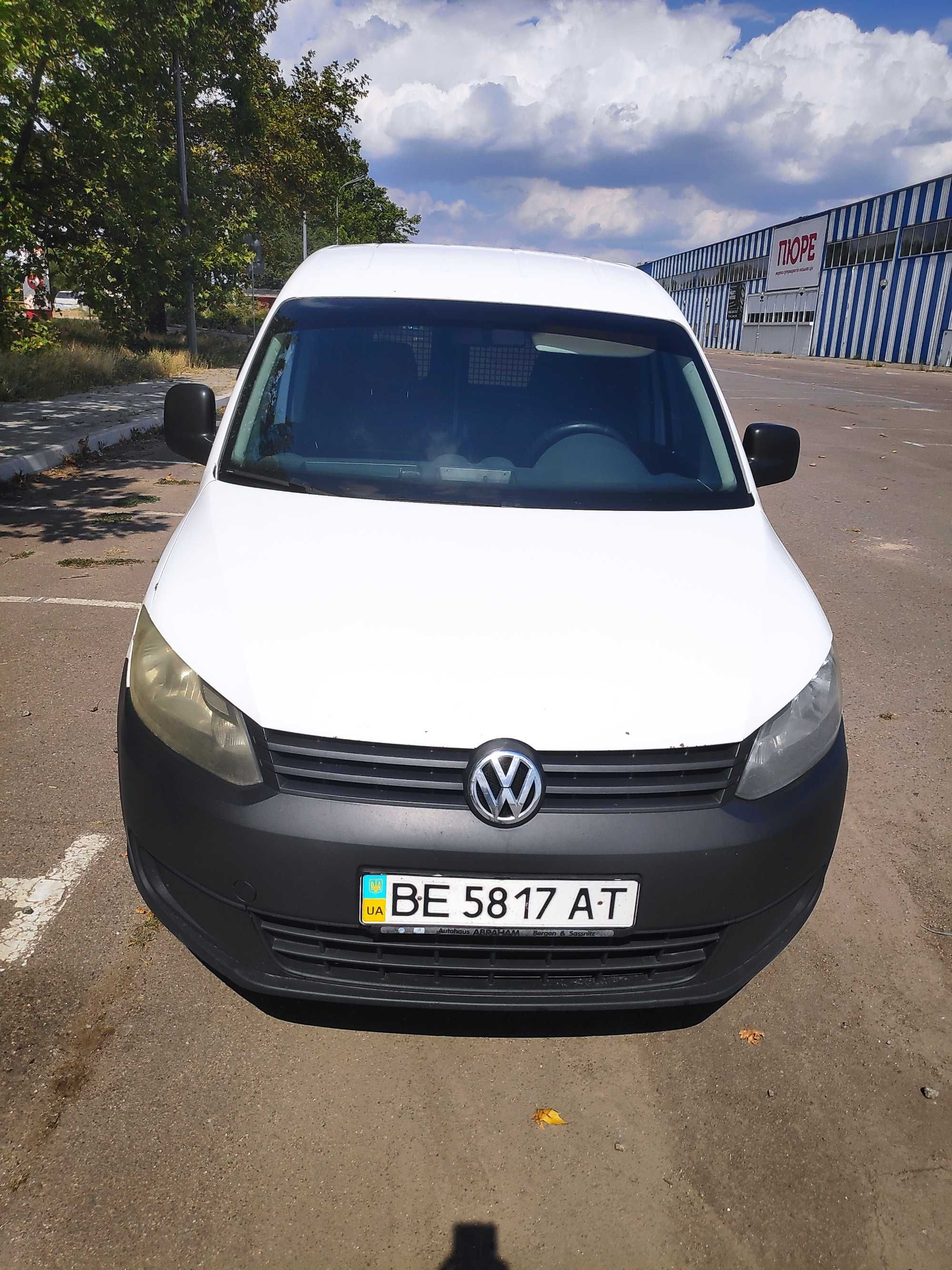 Продаю автомобиль VW Caddy 2011 г.в.