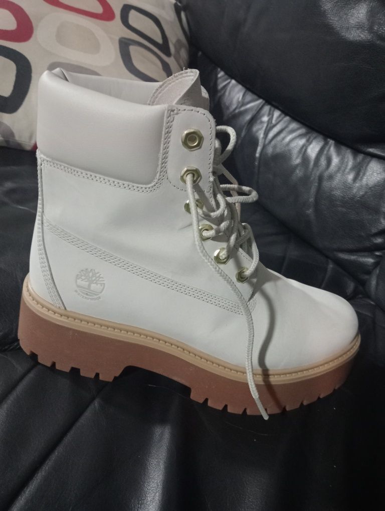 Botas da Timberland novas 39