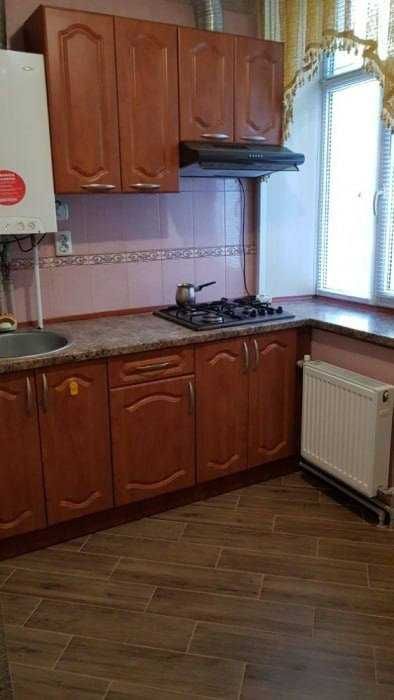 Продаж 2-кімнатної квартири в центрі міста вул. Покровська