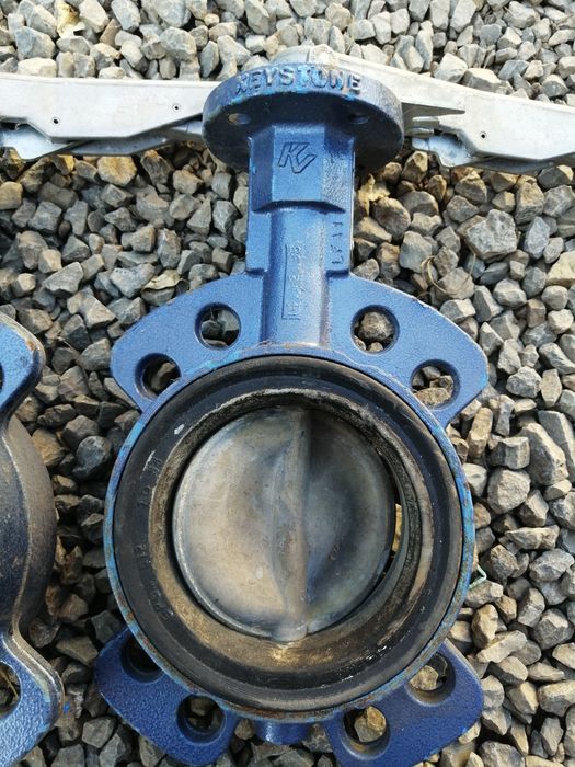 Zasuwa kolnierzowa, przepustnica dn100 fi 100 4cale