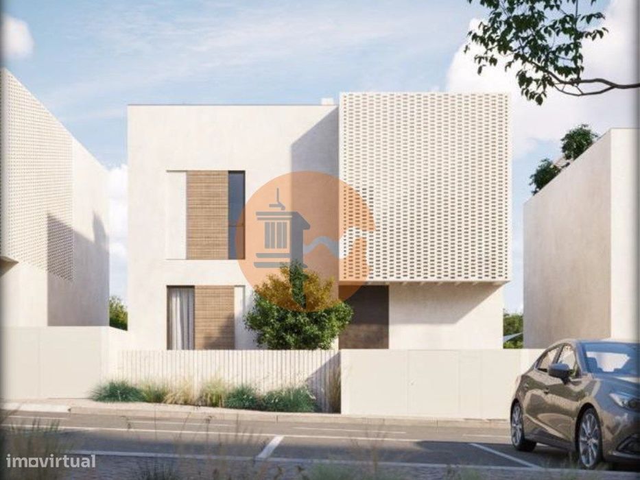 Moradia de luxo na Fuseta com piscina privativa, rooftop e vista Ri...