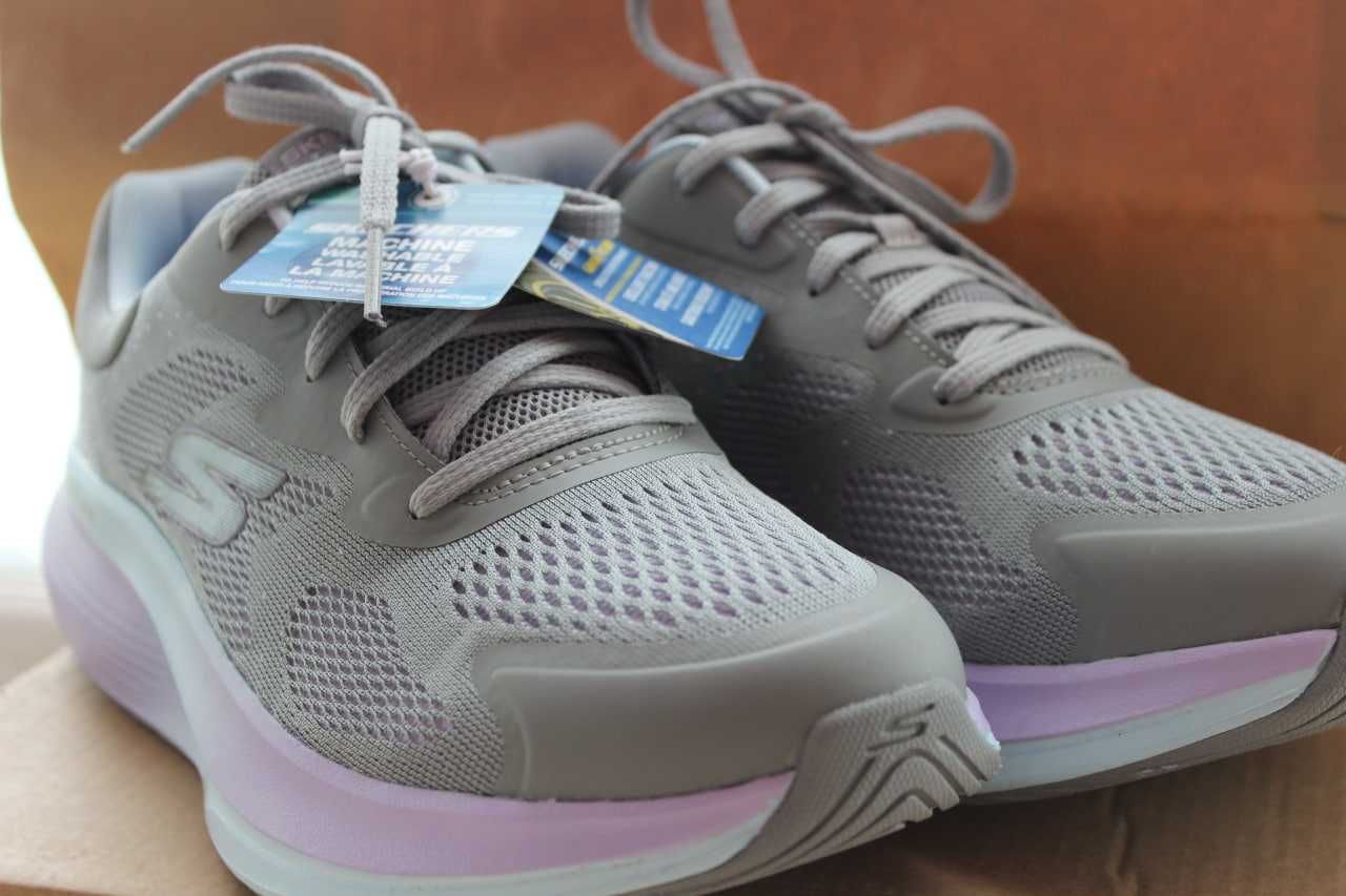 Продам нові кросівки Skechers (оригінал), розмір 41