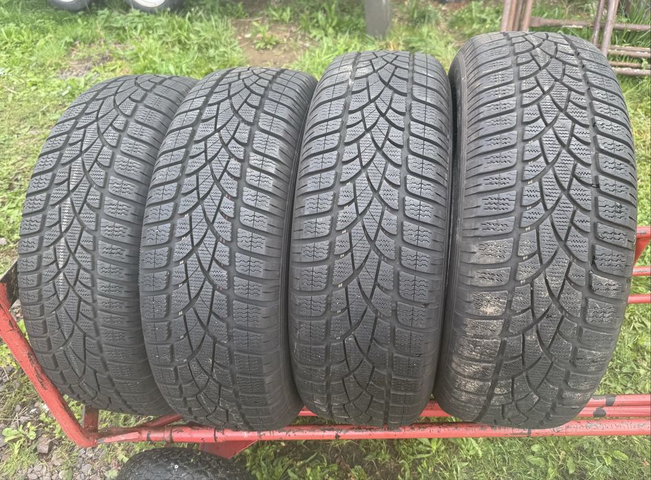 4x opona zimowa Dunlop SP Winter Sport 3D 215/60 R17 C 104/102H