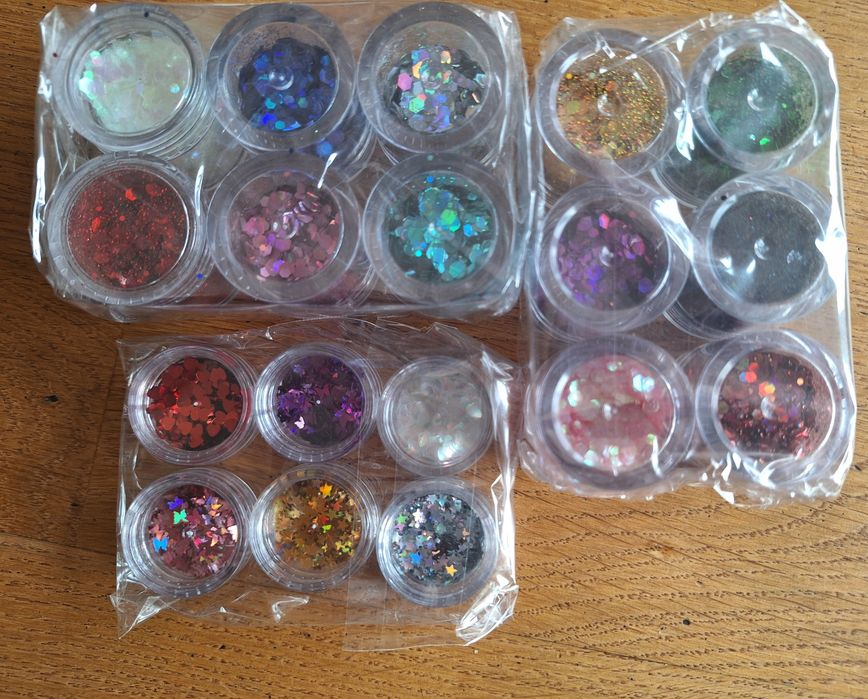 Holograficzny brokat do zdobienia paznokci